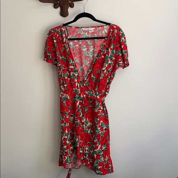 Zara dress - Picture 1 of 7